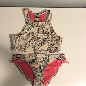 cute roxy bikini🏄🏼‍♀️🌸